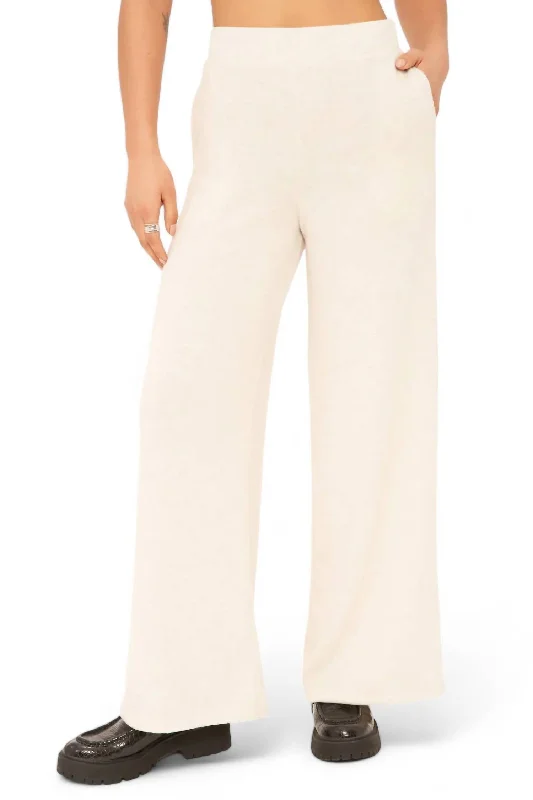 Women's Rocky Cozy Wide Leg Pant In Oatmeal